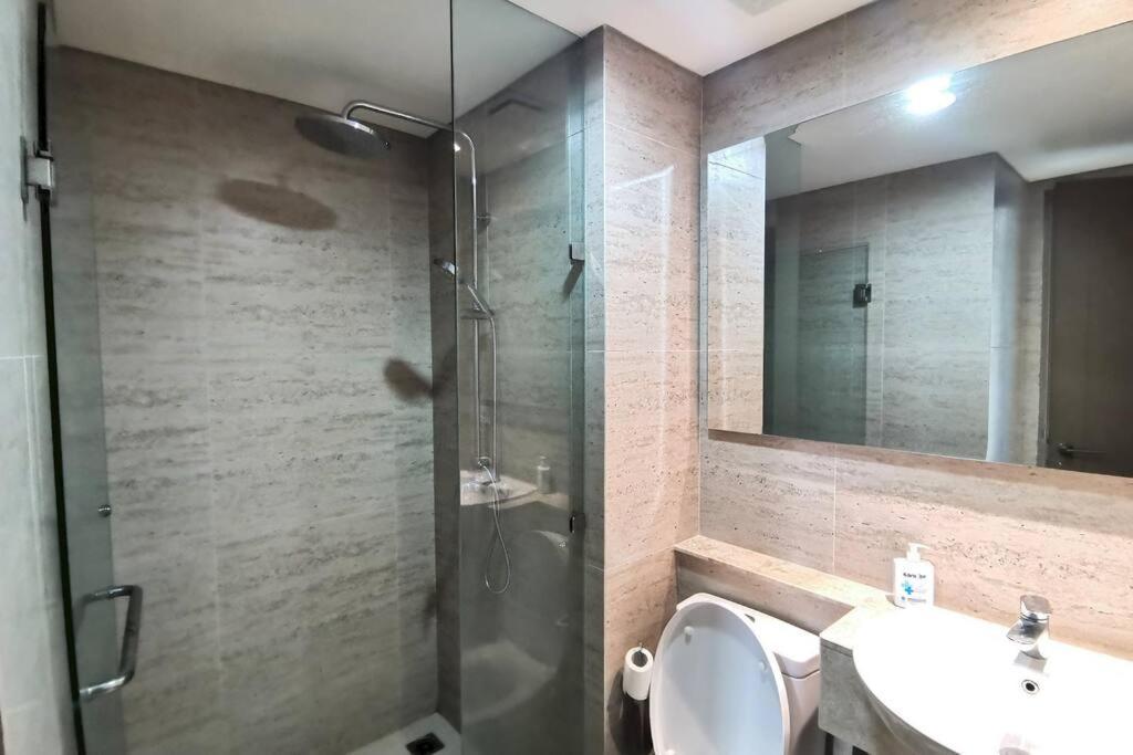 Pik Family 2 Bedroom, 5 Beds & Balcony Best View Jakarta Ngoại thất bức ảnh